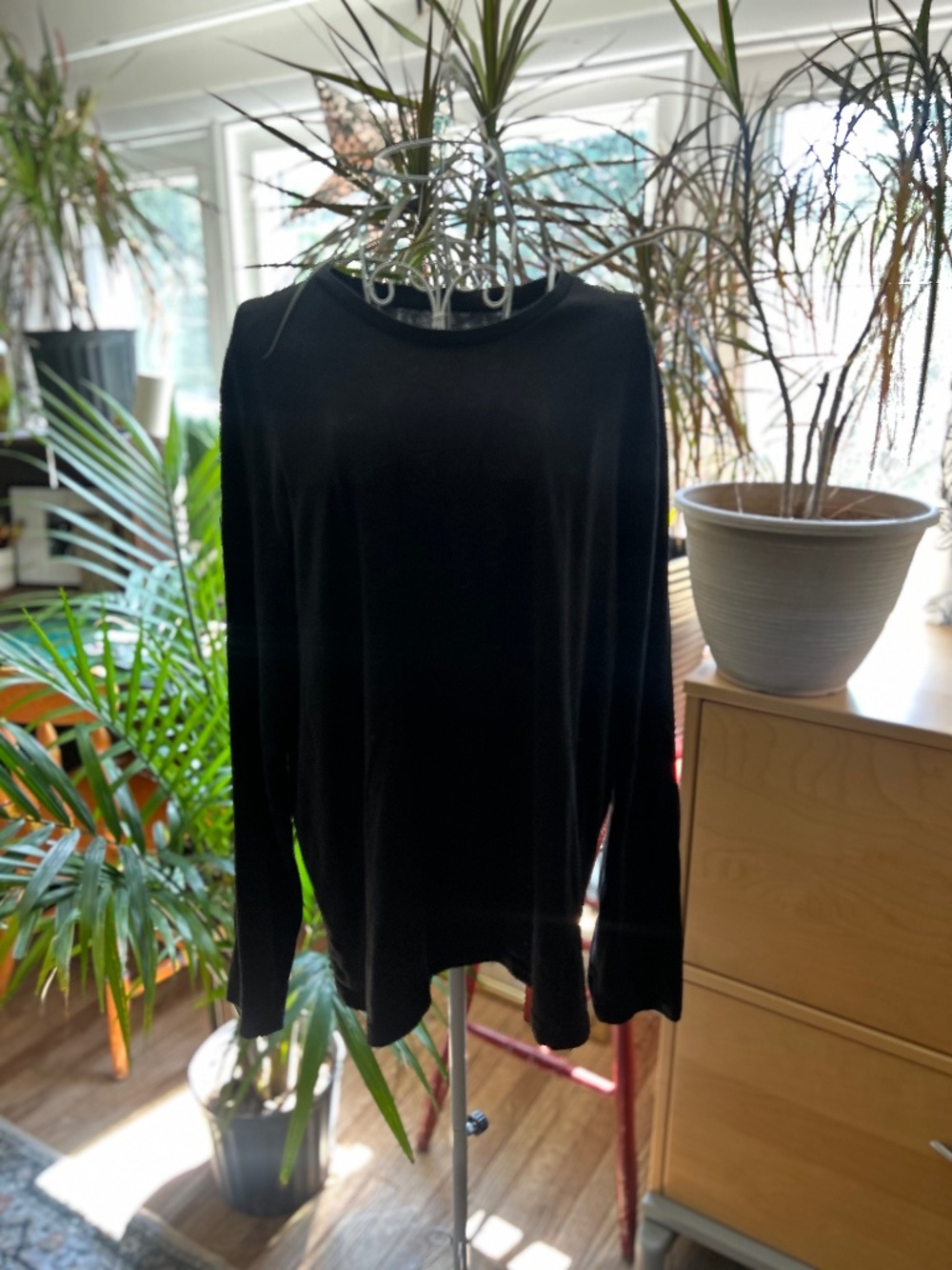 Old Navy Long sleeve tee
